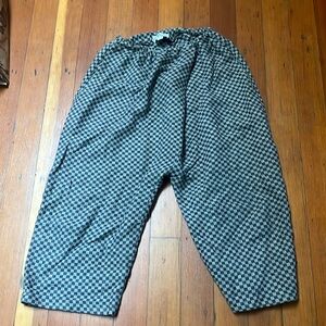Reifhaus checker pants size small cropped